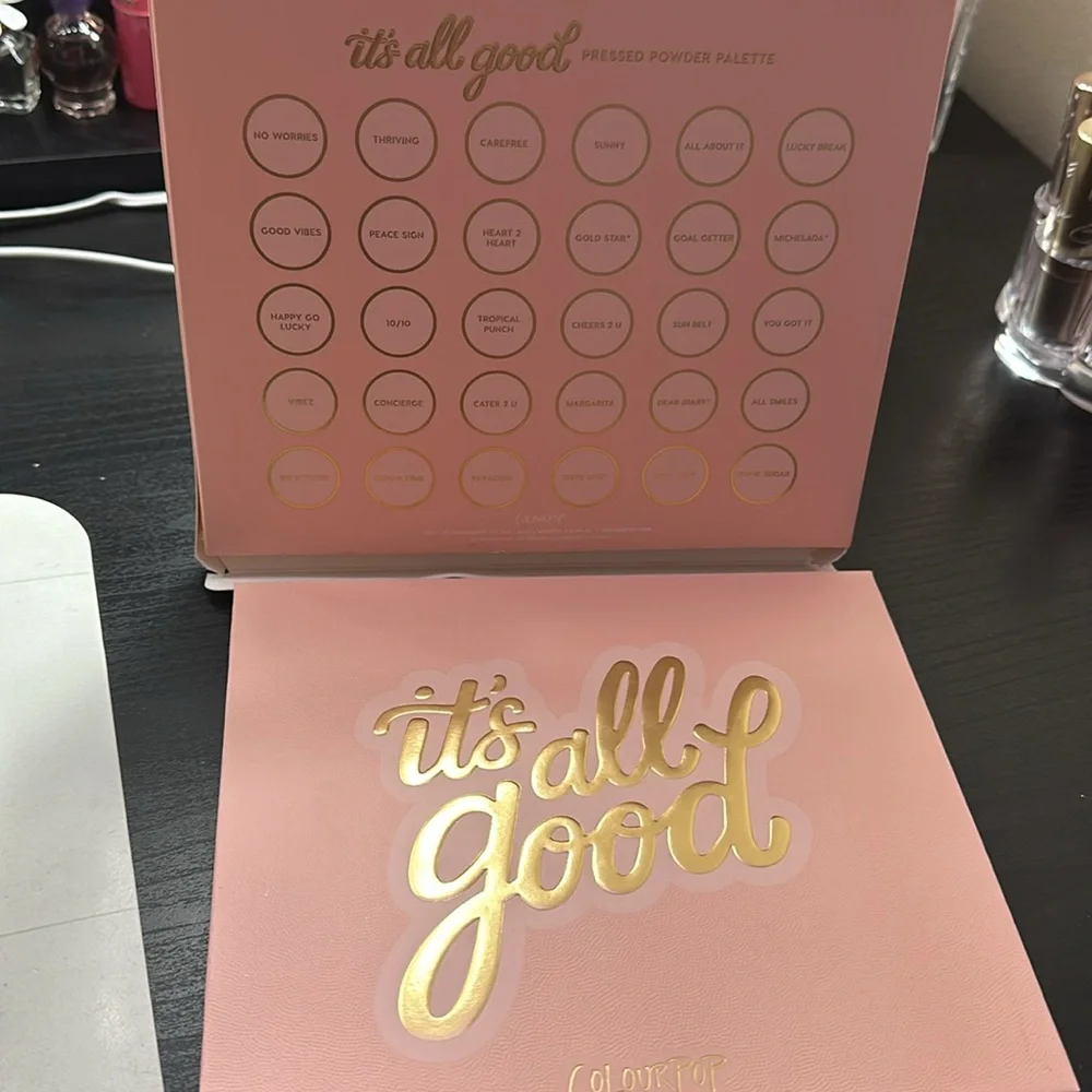 Colourpop makeup palette (ITS ALL GOOD)